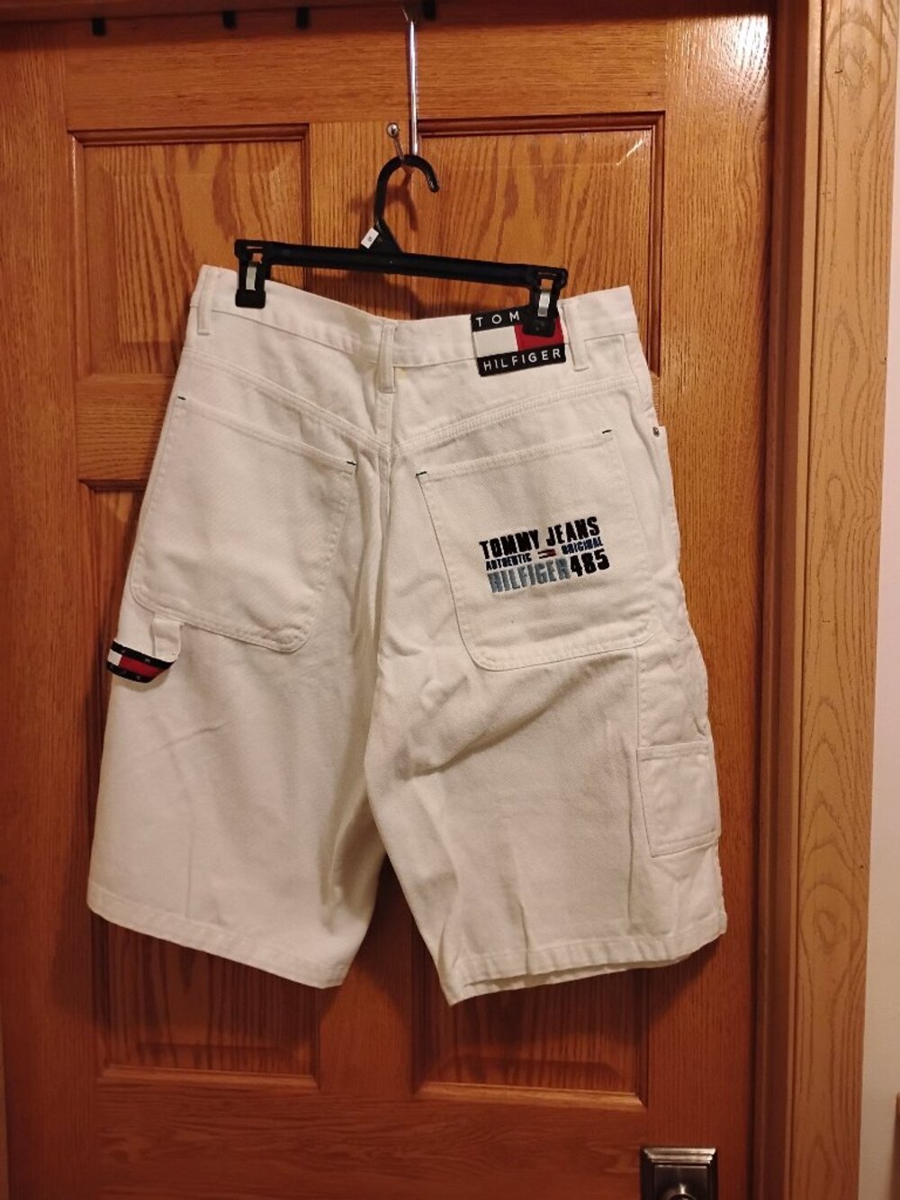 Tommy Hilfiger White Embroidered Shorts Tommy Jeans Authentic Original Hilfiger